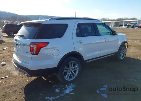 2016 Ford Explorer Xlt z USA, uszkodzony, nr VIN 1FM5K8D84GGA16651